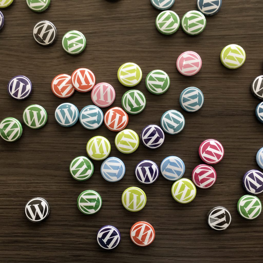WordPressのロゴの缶バッジ