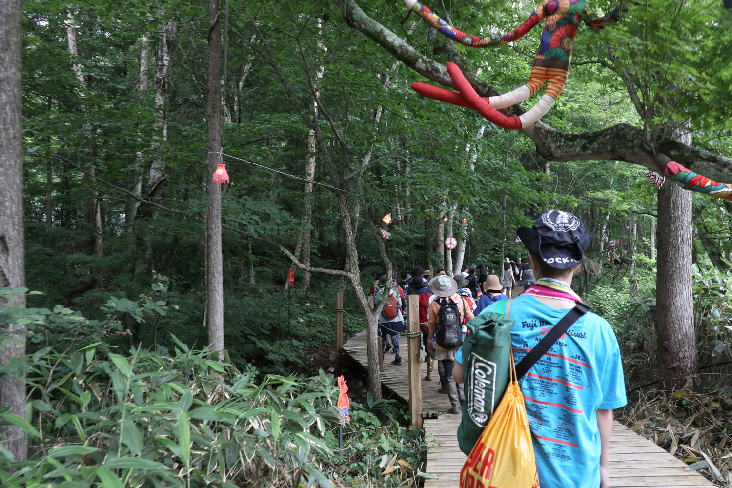 40-50代女性向け はじめてのフジロック 持ち物リストと雨対策